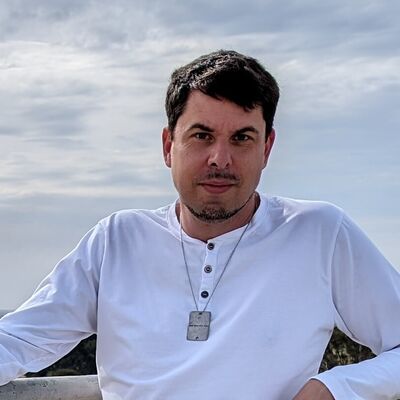 Bild vergrößern: Portrt Oliver Vrankovich