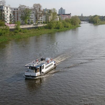 Bild vergrößern: Forschungsschiff Albis